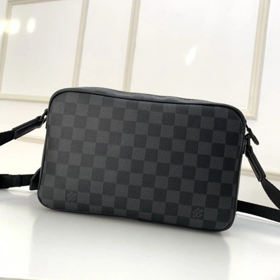 BAG LOUIS VUITTON MESSENGER UTILITY 0103